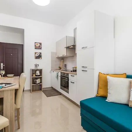 Apartment Five